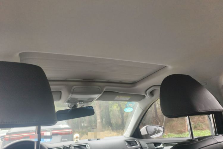 Used Volkswagen Sagitar 2018 1.6L Automatic Comfort Model Headliner