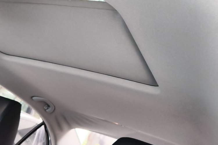 Used Volkswagen Sagitar 2018 280TSI DSG Comfort Model Headliner