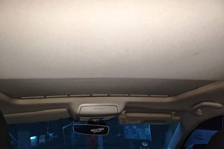 Used Volkswagen Sagitar 2018 1.6L Manual Comfort Model Headliner