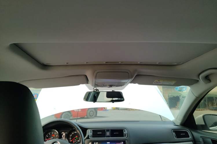 Used Volkswagen Sagitar 2018 280TSI DSG Ignite Edition Headliner