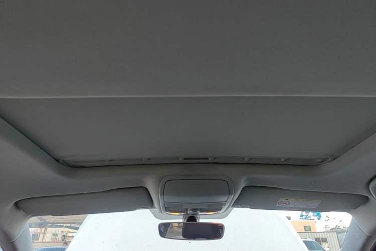 Used Volkswagen Sagitar 2018 1.6L Automatic Comfort Model Headliner