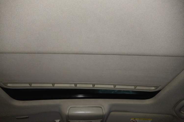Used Volkswagen Sagitar 2018 1.6L Automatic Comfort Model Headliner