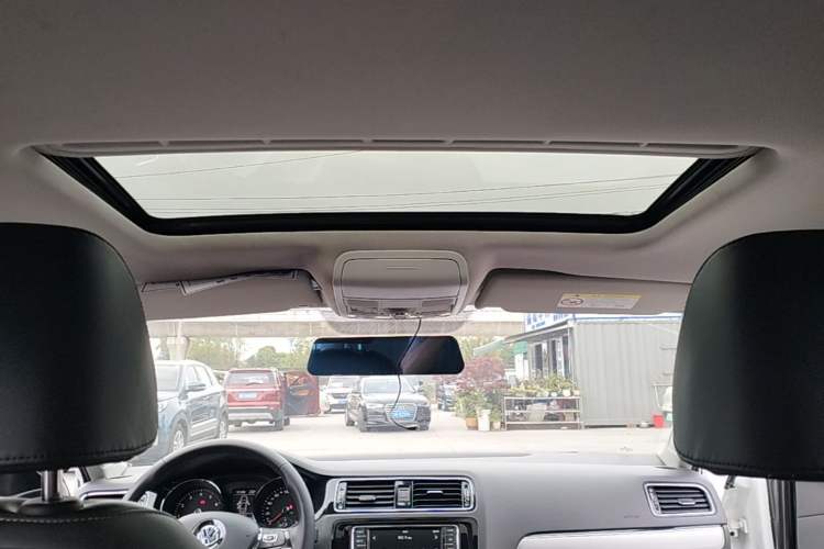 Used Volkswagen Sagitar 2018 280TSI DSG Comfort Model Headliner
