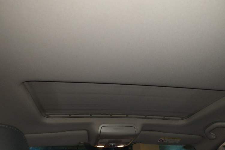 Used Volkswagen Sagitar 2018 1.6L Automatic Comfort Model Headliner