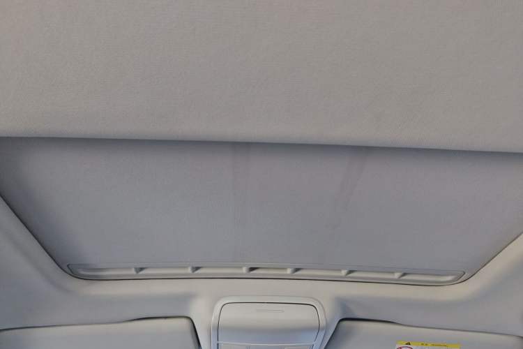 Used Volkswagen Sagitar 2018 1.6L Automatic Comfort Model Headliner