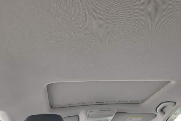 Used Volkswagen Sagitar 2018 1.6L Automatic Comfort Model Headliner