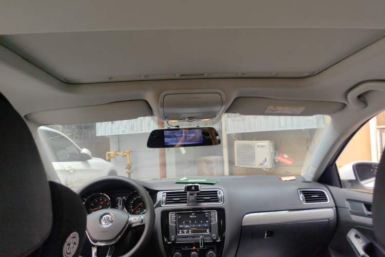 Used Volkswagen Sagitar 2018 280TSI DSG Comfort Model Headliner