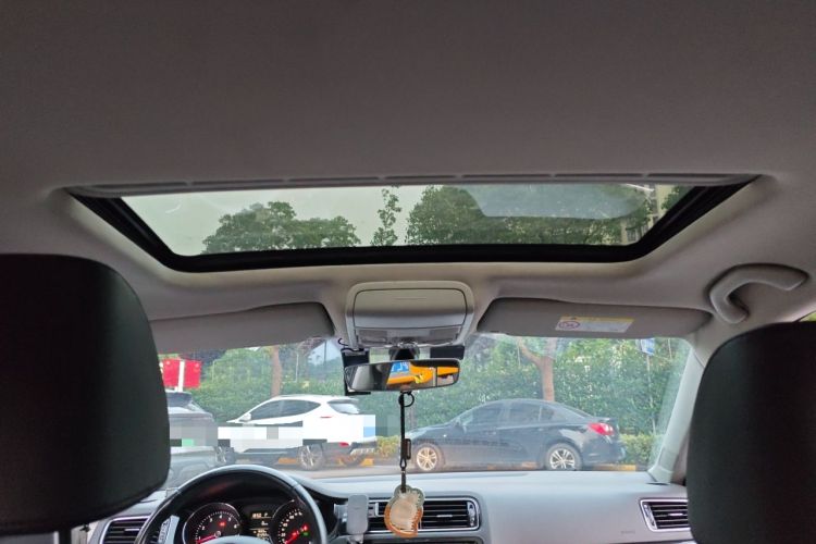Used Volkswagen Sagitar 2018 1.6L Automatic Comfort Model Headliner