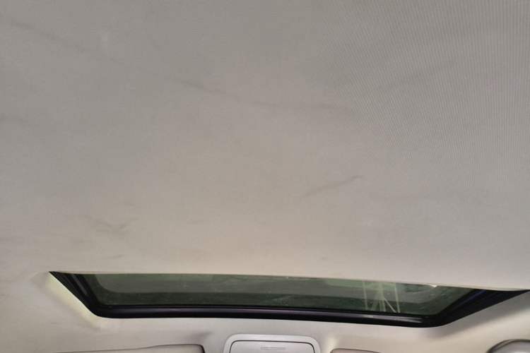 Used Volkswagen Sagitar 2018 1.6L Automatic Comfort Model Headliner