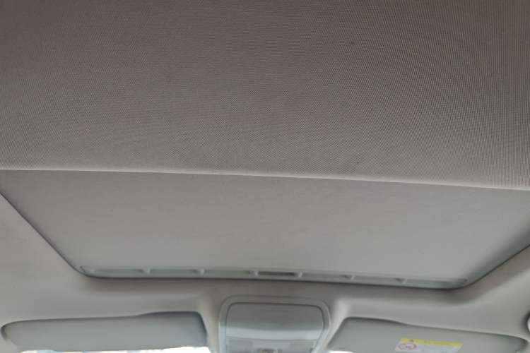 Used Volkswagen Sagitar 2018 1.6L Automatic Comfort Model Headliner