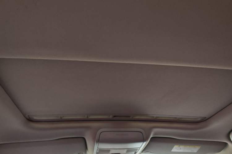 Used Volkswagen Sagitar 2018 280TSI DSG Comfort Model Headliner