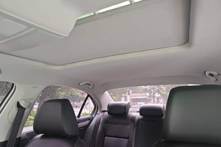 Used Volkswagen Sagitar 2018 280TSI DSG Comfort Model Headliner