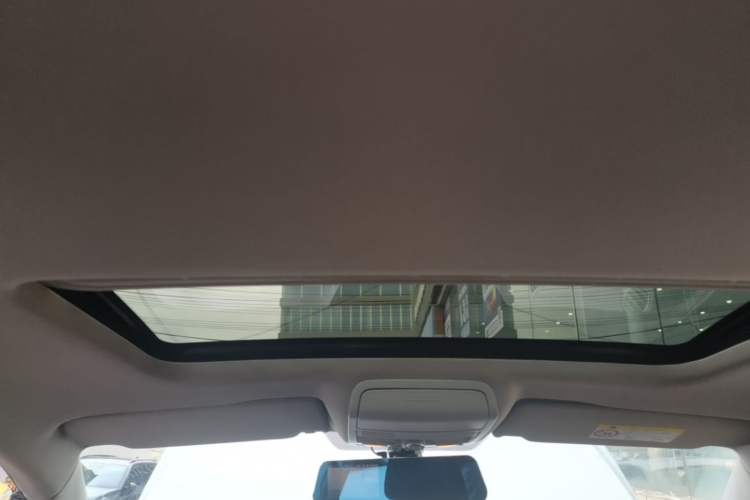 Used Volkswagen Sagitar 2018 280TSI DSG Luxury Model Headliner