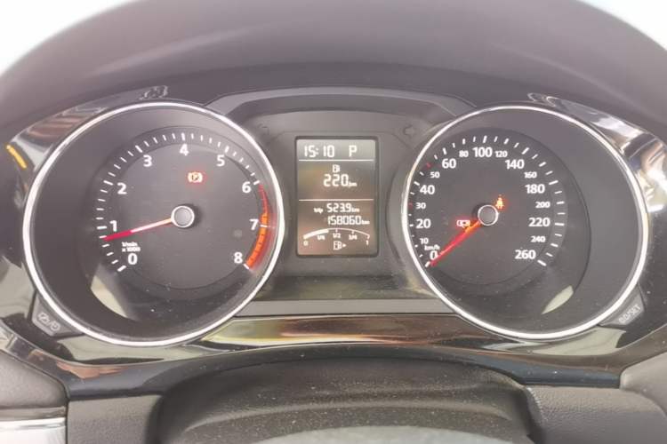 Used Volkswagen Sagitar 2018 1.6L Automatic Comfort Model Instrument Cluster