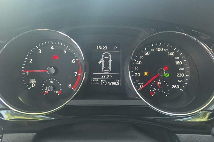 Used Volkswagen Sagitar 2018 280TSI DSG Ignite Edition Instrument Cluster