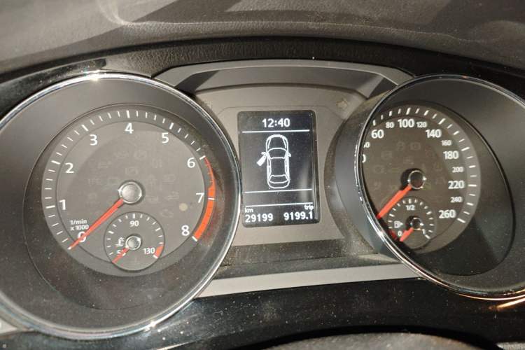 Used Volkswagen Sagitar 2018 280TSI DSG Ignite Edition Instrument Cluster