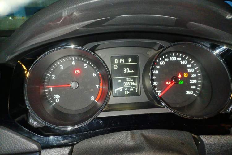 Used Volkswagen Sagitar 2018 1.6L Automatic Comfort Model Instrument Cluster