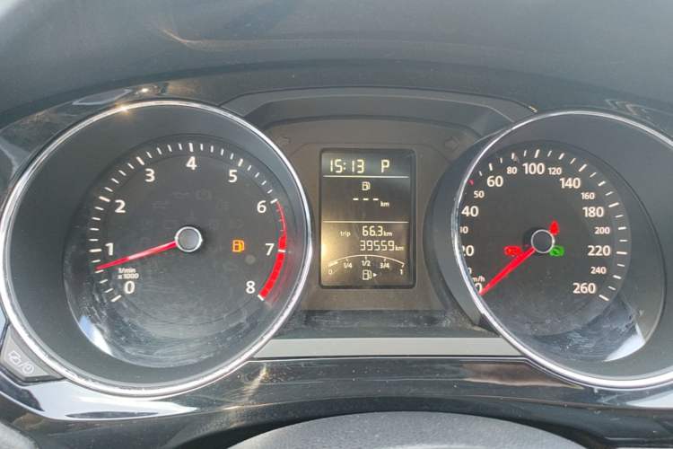Used Volkswagen Sagitar 2018 1.6L Automatic Comfort Model Instrument Cluster