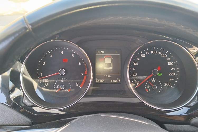 Used Volkswagen Sagitar 2018 280TSI DSG Luxury Model Instrument Cluster