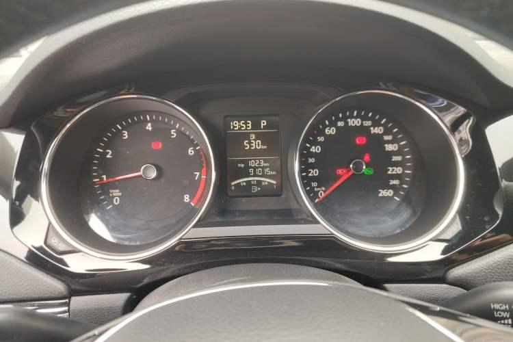 Used Volkswagen Sagitar 2018 1.6L Automatic Comfort Model Instrument Cluster