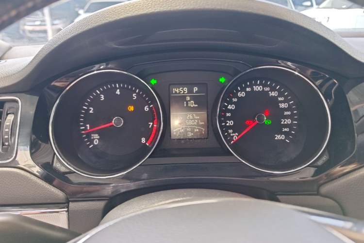 Used Volkswagen Sagitar 2018 1.6L Automatic Comfort Model Instrument Cluster