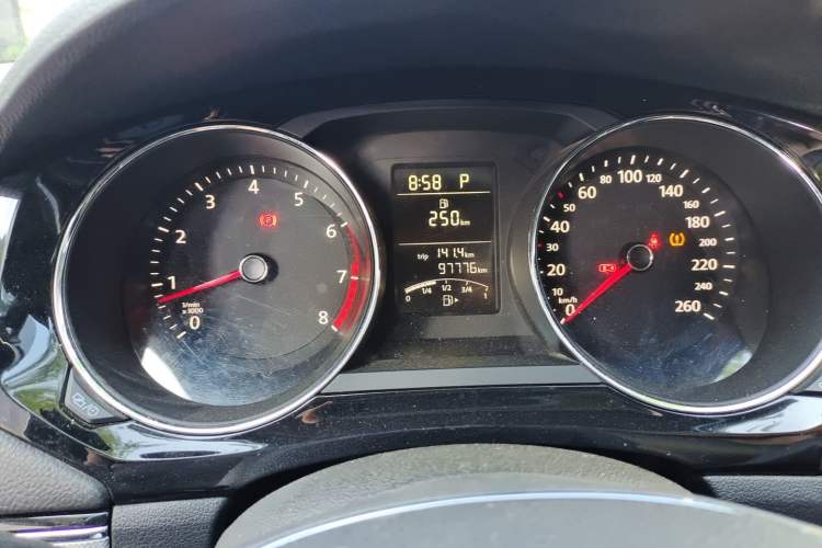 Used Volkswagen Sagitar 2018 1.6L Automatic Comfort Model Instrument Cluster