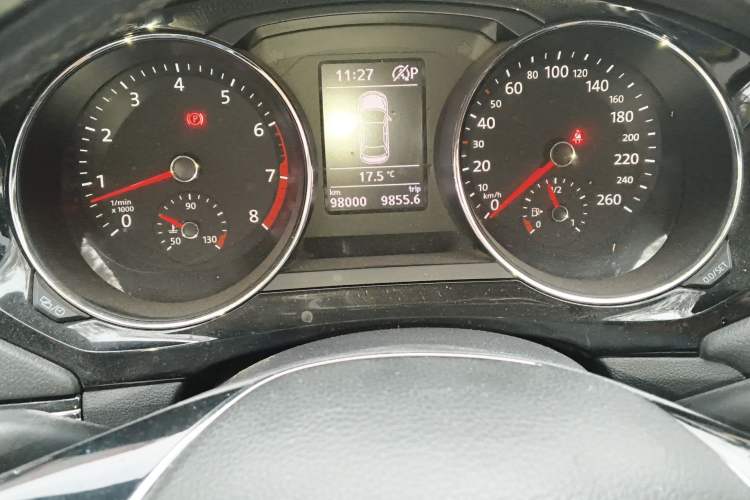 Used Volkswagen Sagitar 2018 280TSI DSG Ignite Edition Instrument Cluster