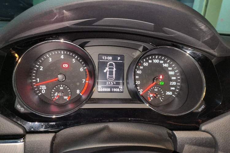 Used Volkswagen Sagitar 2018 280TSI DSG Ignite Edition Instrument Cluster