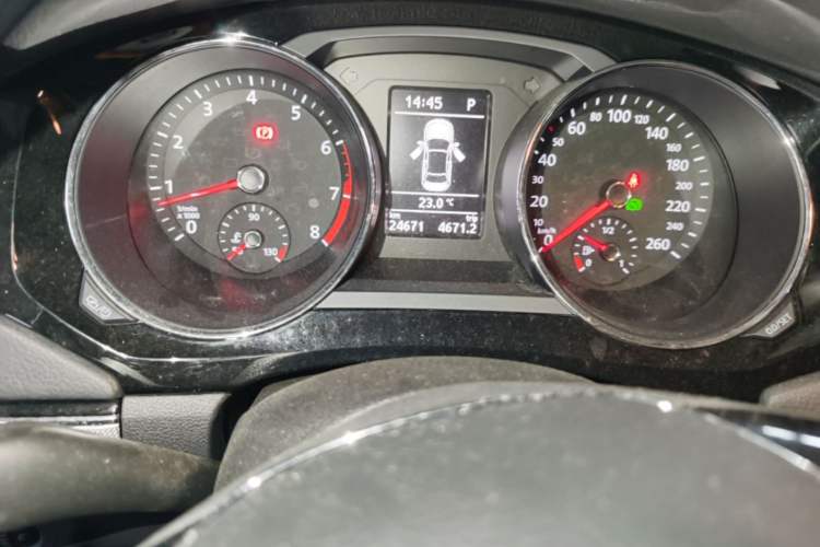Used Volkswagen Sagitar 2018 280TSI DSG Ignite Edition Instrument Cluster