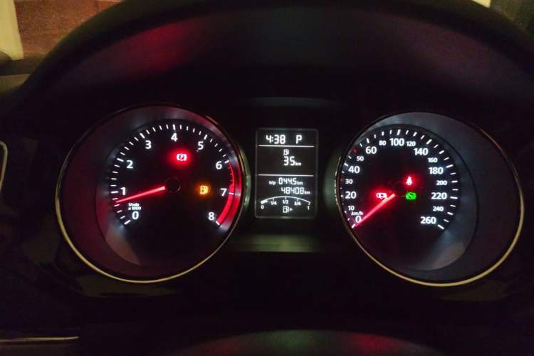 Used Volkswagen Sagitar 2018 1.6L Automatic Comfort Model Instrument Cluster