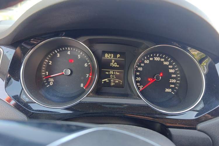 Used Volkswagen Sagitar 2018 1.6L Automatic Comfort Model Instrument Cluster