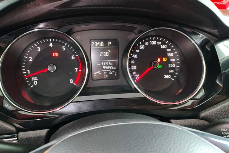 Used Volkswagen Sagitar 2018 1.6L Automatic Comfort Model Instrument Cluster