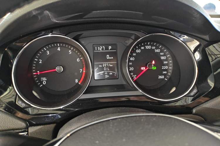 Used Volkswagen Sagitar 2018 1.6L Automatic Comfort Model Instrument Cluster