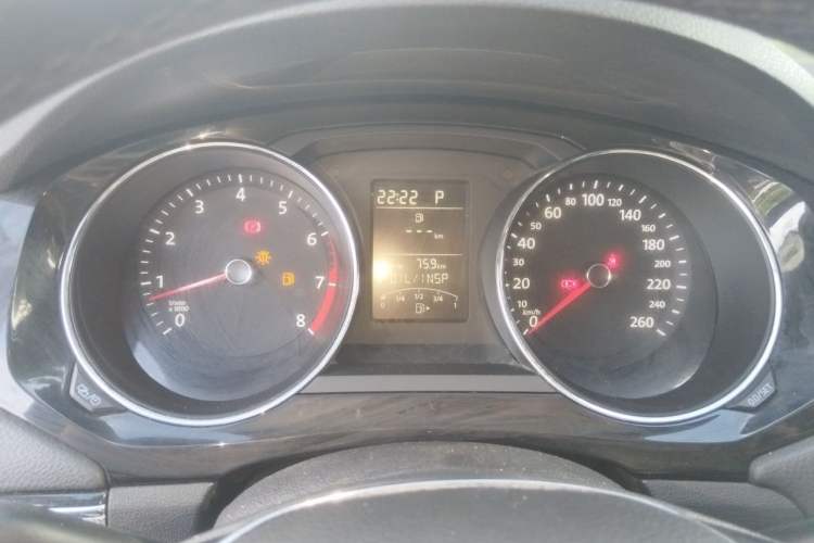 Used Volkswagen Sagitar 2018 1.6L Automatic Comfort Model Instrument Cluster