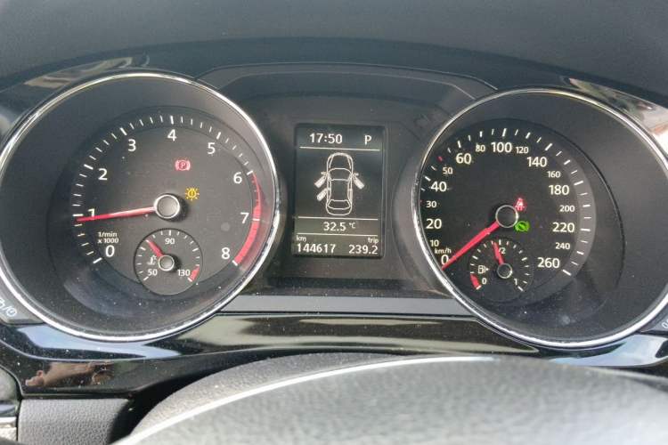 Used Volkswagen Sagitar 2018 280TSI DSG Ignite Edition Instrument Cluster