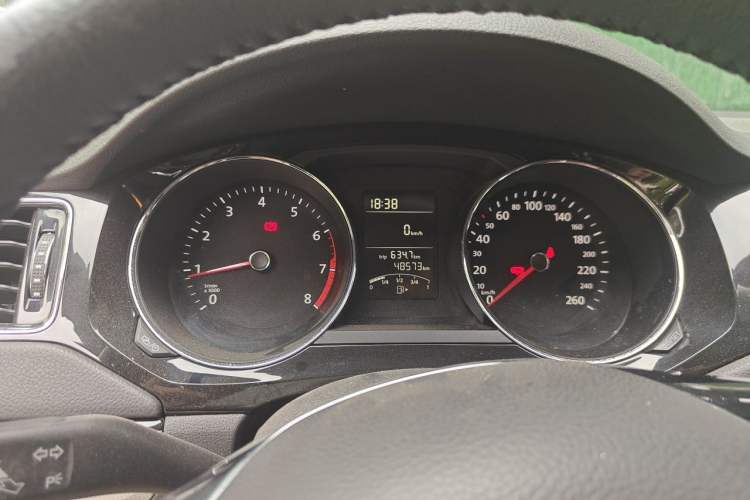 Used Volkswagen Sagitar 2018 1.6L Manual Comfort Model Instrument Cluster
