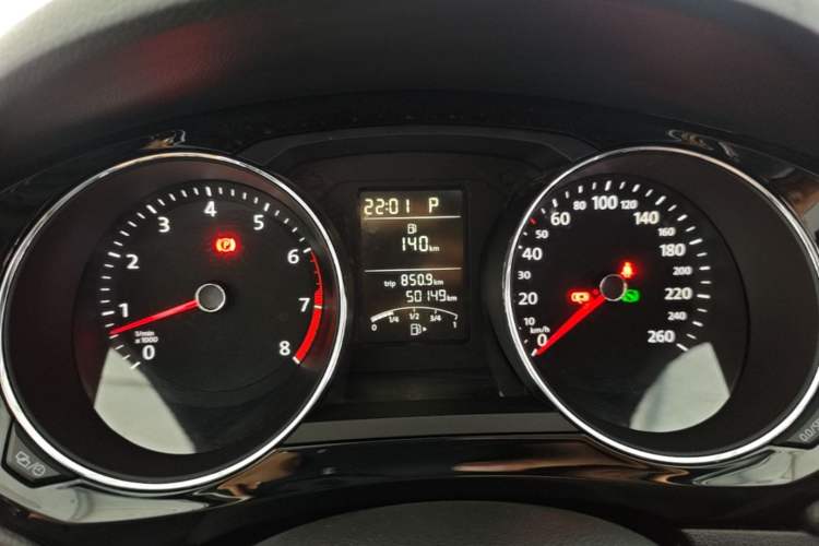 Used Volkswagen Sagitar 2018 1.6L Automatic Comfort Model Instrument Cluster