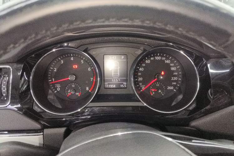 Used Volkswagen Sagitar 2018 280TSI DSG Ignite Edition Instrument Cluster