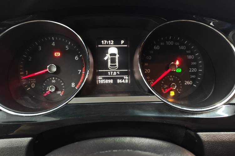 Used Volkswagen Sagitar 2018 280TSI DSG Ignite Edition Instrument Cluster