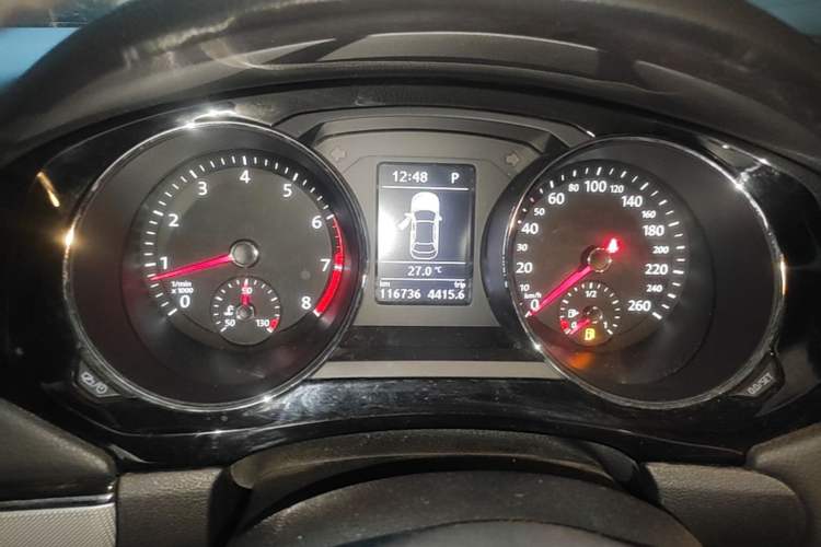 Used Volkswagen Sagitar 2018 280TSI DSG Comfort Model Instrument Cluster