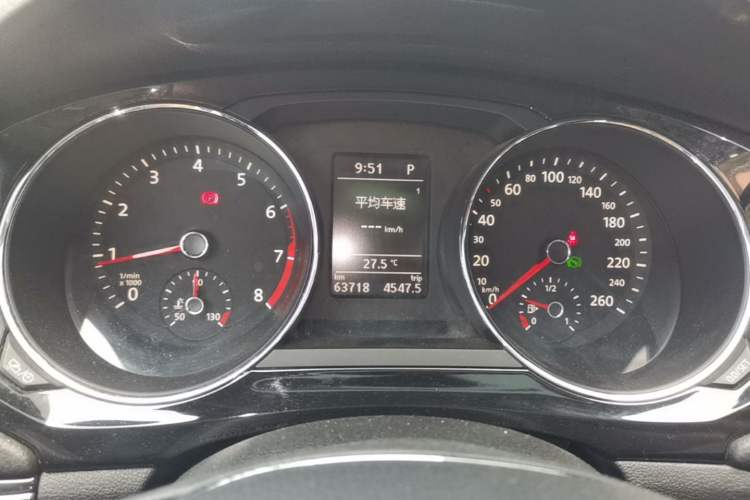 Used Volkswagen Sagitar 2018 280TSI DSG Ignite Edition Instrument Cluster