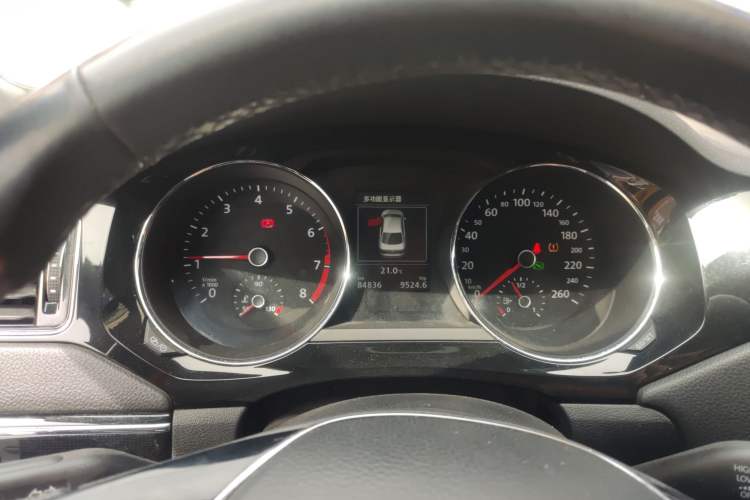 Used Volkswagen Sagitar 2018 280TSI DSG Luxury Model Instrument Cluster