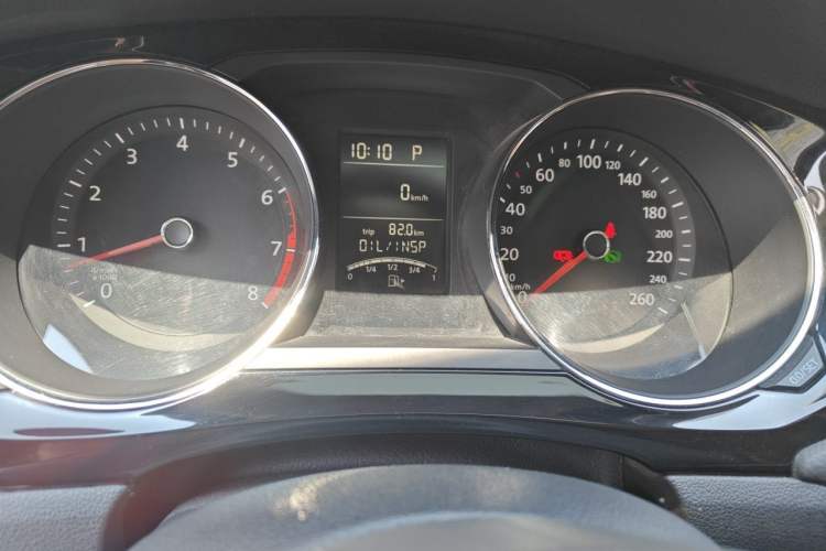 Used Volkswagen Sagitar 2018 1.6L Automatic Comfort Model Instrument Cluster