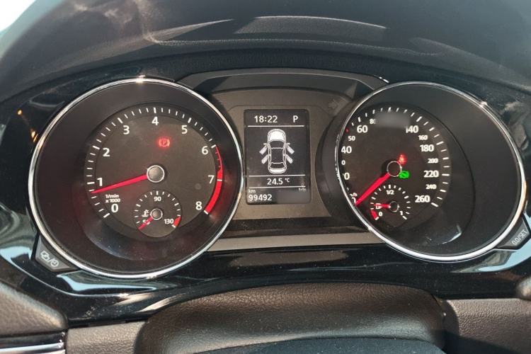 Used Volkswagen Sagitar 2018 280TSI DSG Ignite Edition Instrument Cluster