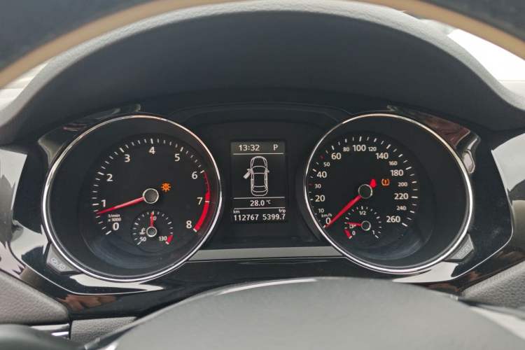 Used Volkswagen Sagitar 2018 280TSI DSG Ignite Edition Instrument Cluster