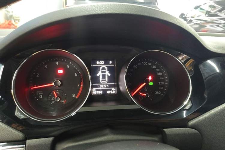 Used Volkswagen Sagitar 2018 280TSI DSG Ignite Edition Instrument Cluster