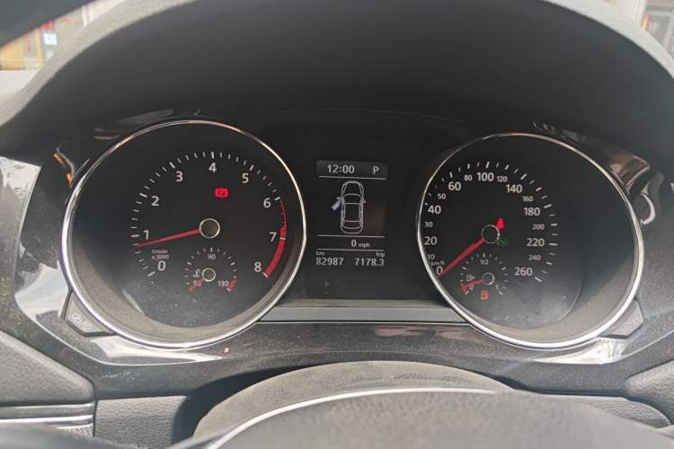 Used Volkswagen Sagitar 2018 280TSI DSG Ignite Edition Instrument Cluster