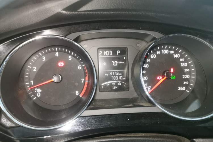 Used Volkswagen Sagitar 2018 1.6L Automatic Comfort Model Instrument Cluster
