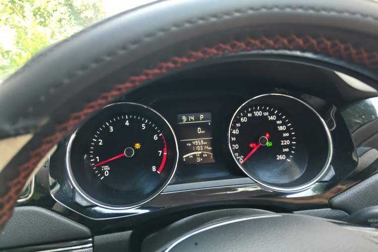 Used Volkswagen Sagitar 2018 1.6L Automatic Comfort Model Instrument Cluster