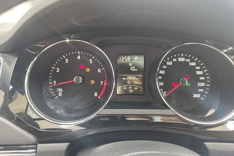 Used Volkswagen Sagitar 2018 1.6L Automatic Comfort Model Instrument Cluster